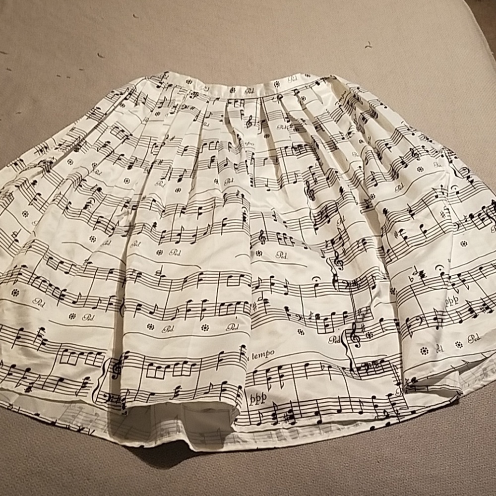 Music midi skirt